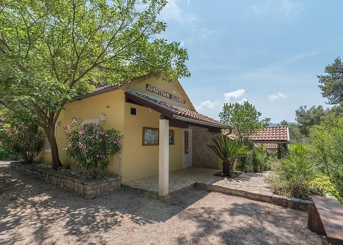 Apartman Oleandri Vrboska